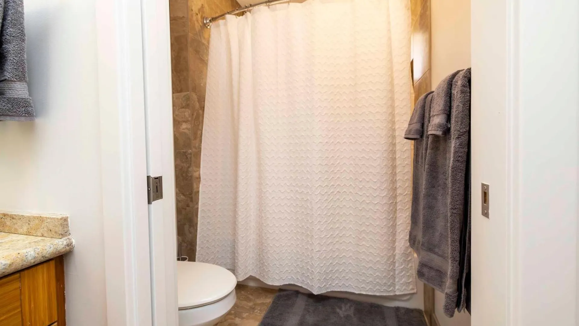 Wailea Ekahi Village 47D Apartment